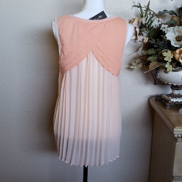 Miss Me Rhinestone Tank Top, size S - Picture 4 of 14